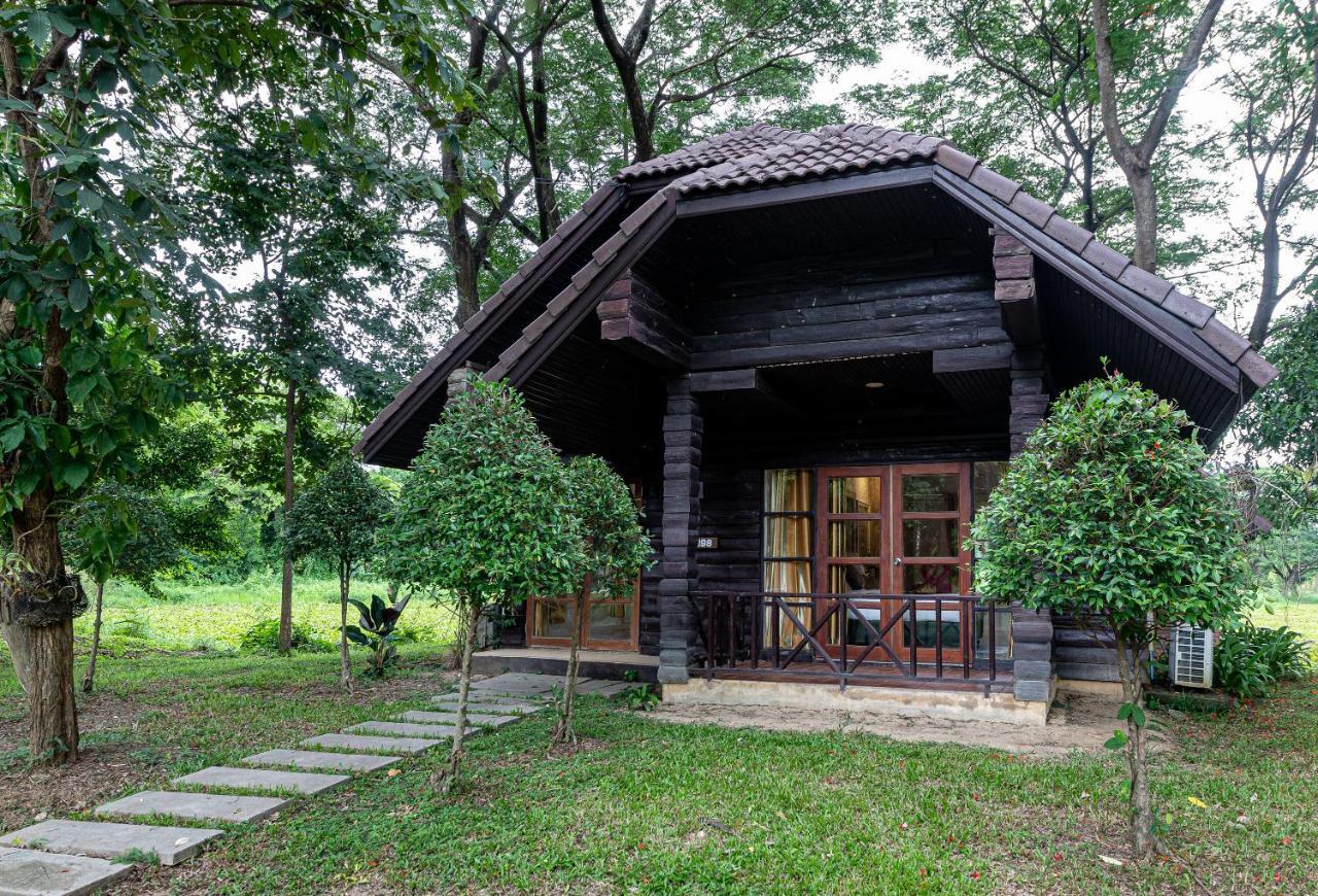 The Legacy River Kwai Resort Kanchanaburi Exterior photo