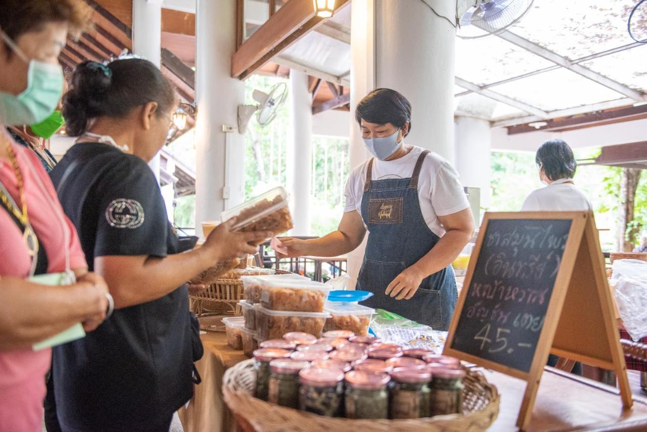 The Legacy River Kwai Resort Kanchanaburi Exterior photo