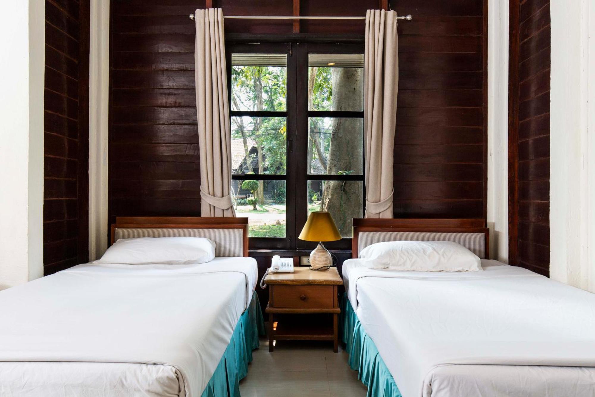 The Legacy River Kwai Resort Kanchanaburi Exterior photo